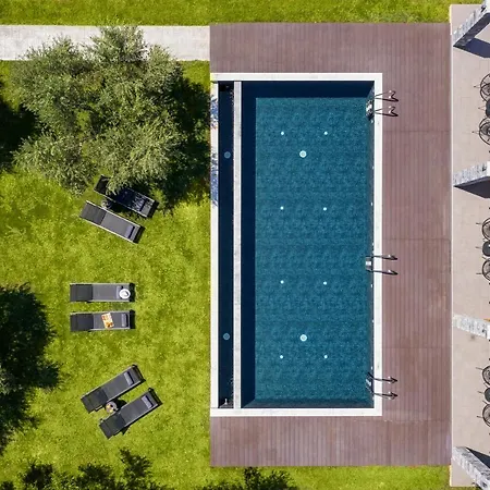 Eightyfour Living With Private Pool La Canea